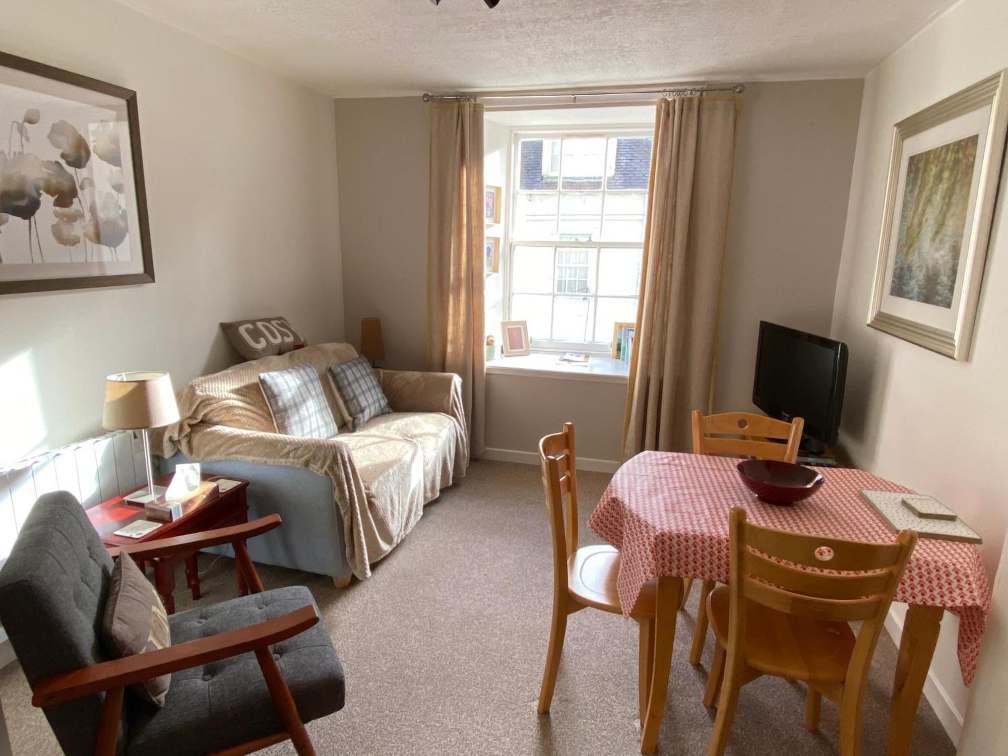 Cosy Central Apartment In Historic Dunkeld Extérieur photo